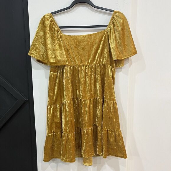NWT All In Favor Gold Crushed Velvet Mini Dress Size Medium - Picture 5 of 5